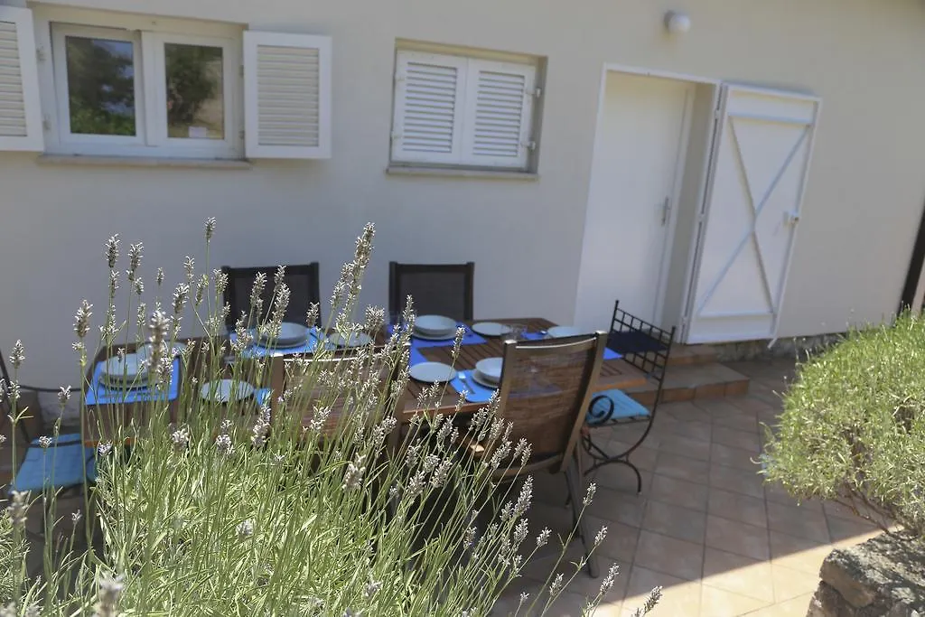 Apartment Car Novi Vinodolski